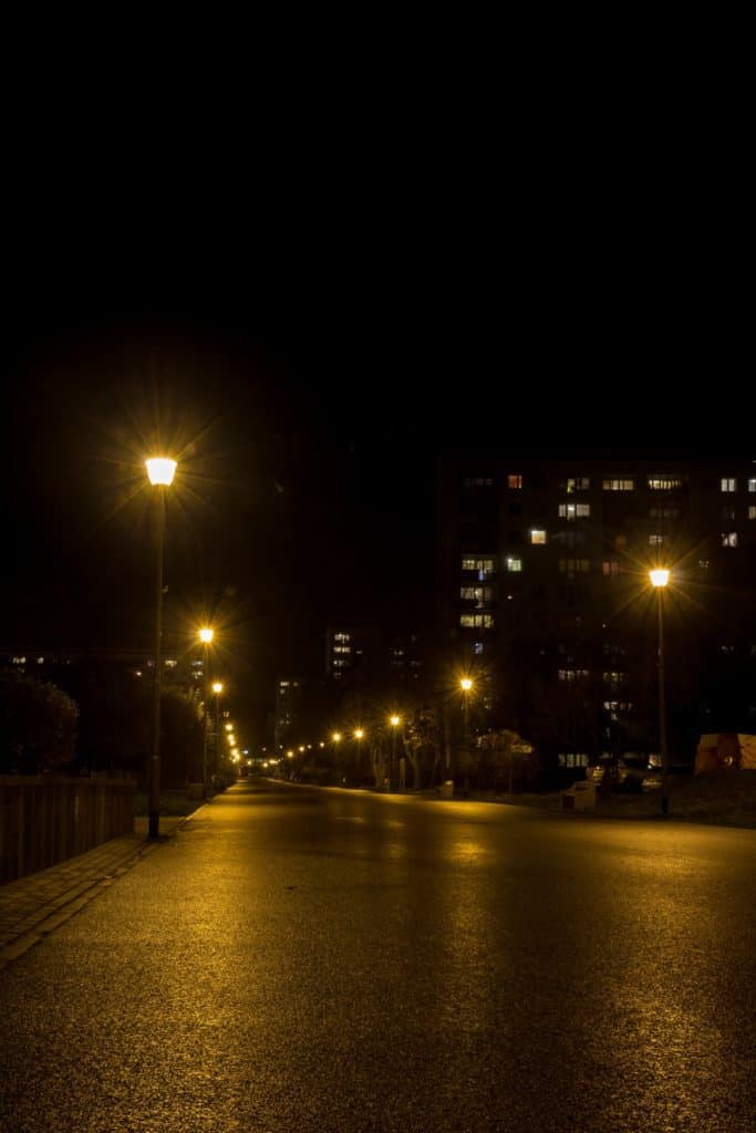 Wyzwanie fotograficzne 7 dni dzień szysty zdjęcia w nocy żabianka