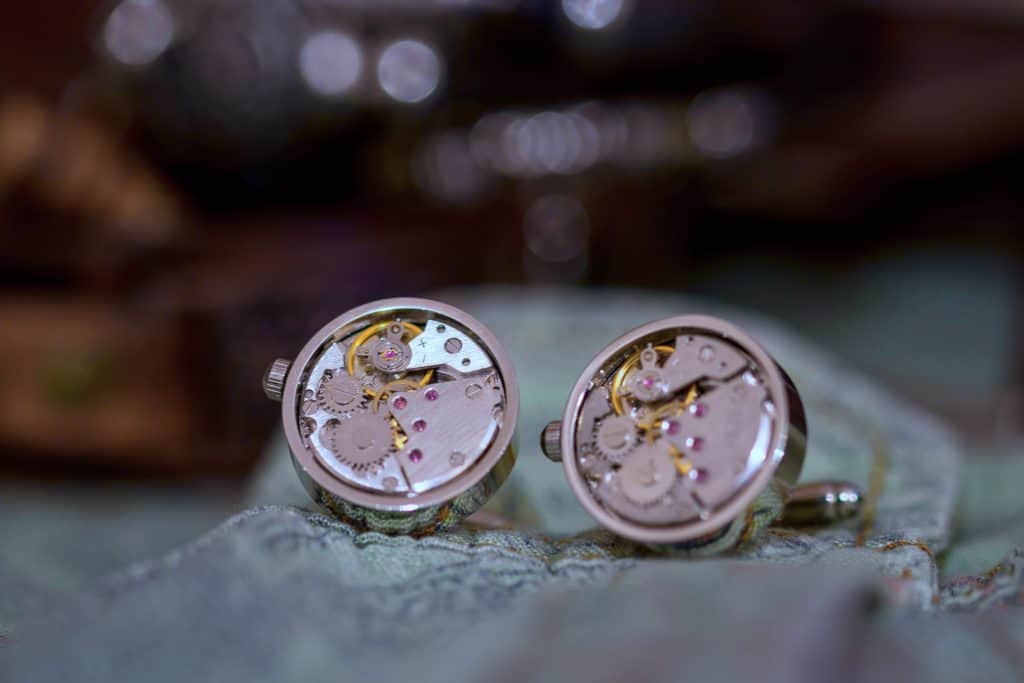 foto wyzwanie fotografia produktowa dzień pierwszy spinki steampunk