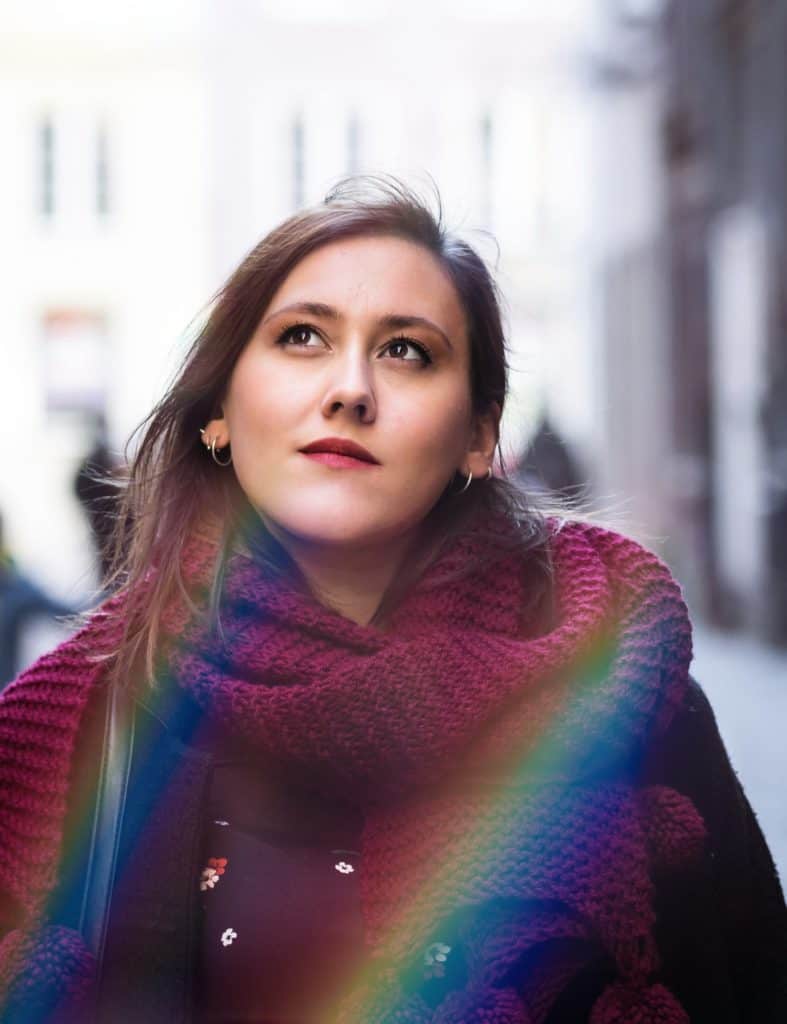 Zdjęcie portretowe w mieście nakładanie warstw overlays