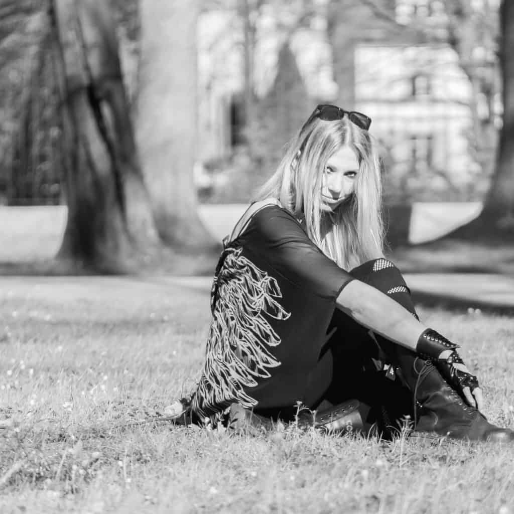 Kadrowanie zdjęcia w fotografii Portret 1x1 kwadrat-1