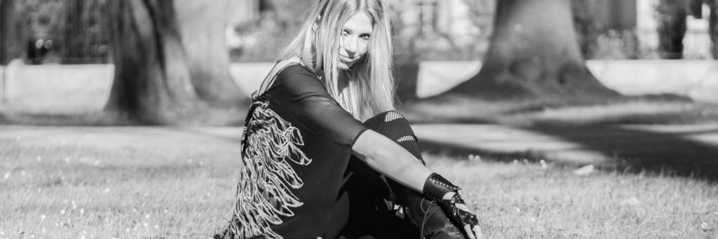 Kadrowanie zdjęcia w fotografii przykład portretu 3x1-1