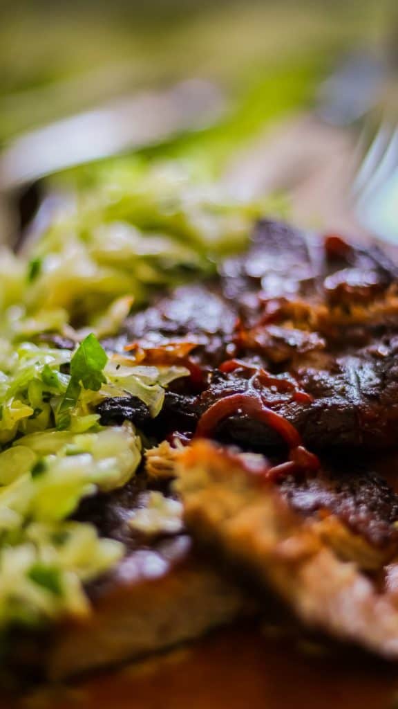 Fotografia produktu w aranżacji mięso stek i nóż do steku Richardson Sheffield-17