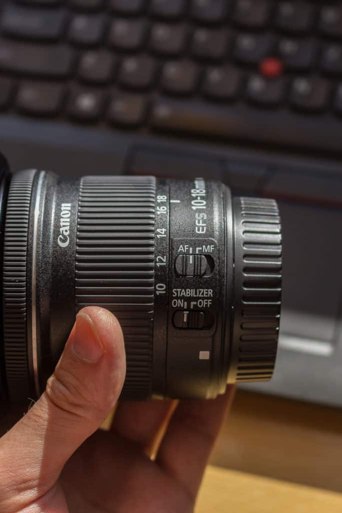 Canon obiektyw szerokokątny Canon 10-18mm przełączniki