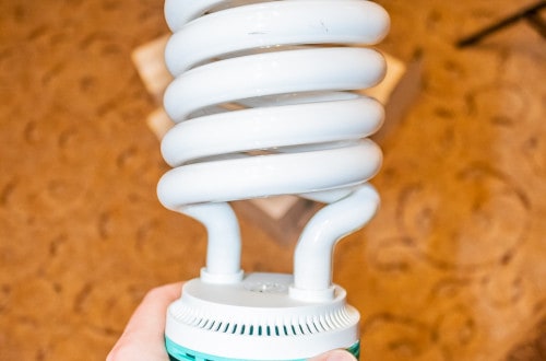 Świetlówka fotograficzna o barwie 5500K 125 wat - porównanie wielkości